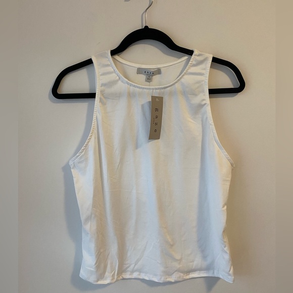 Soft White Tanktop - Picture 1 of 4